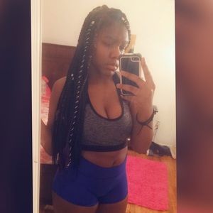 Meet your Posher, Felicity